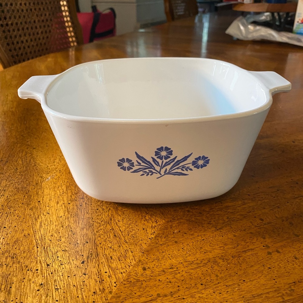 1 Corning Ware Cornflower 1 3/4 Qt Casserole Pan